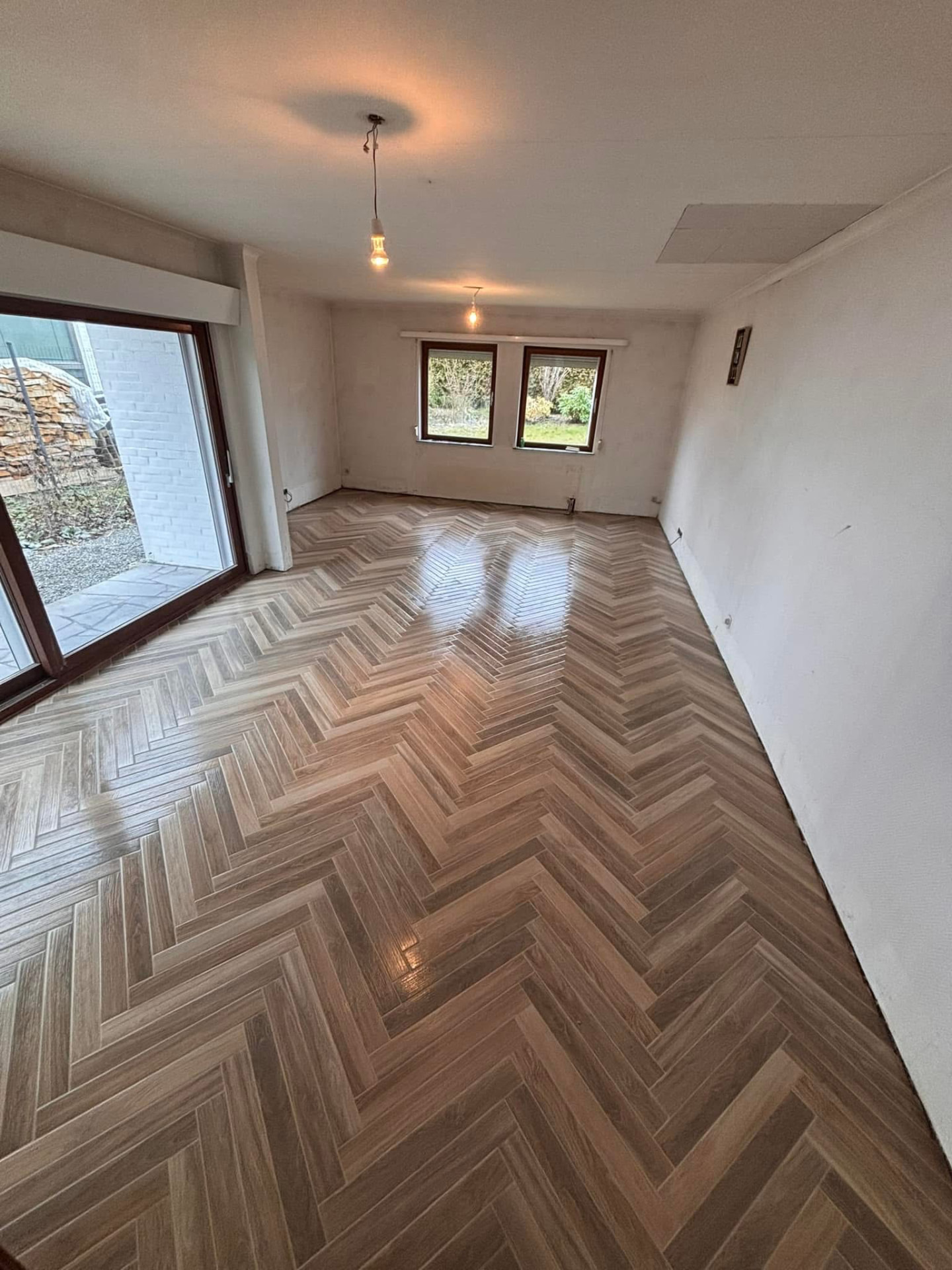 Sol intérieur posé en chevrons