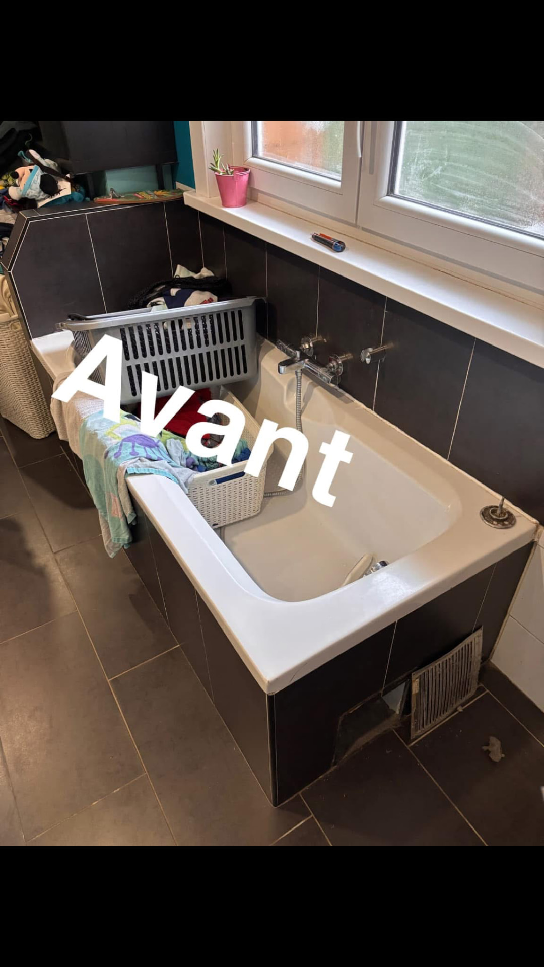 Salle de bain avant transformation